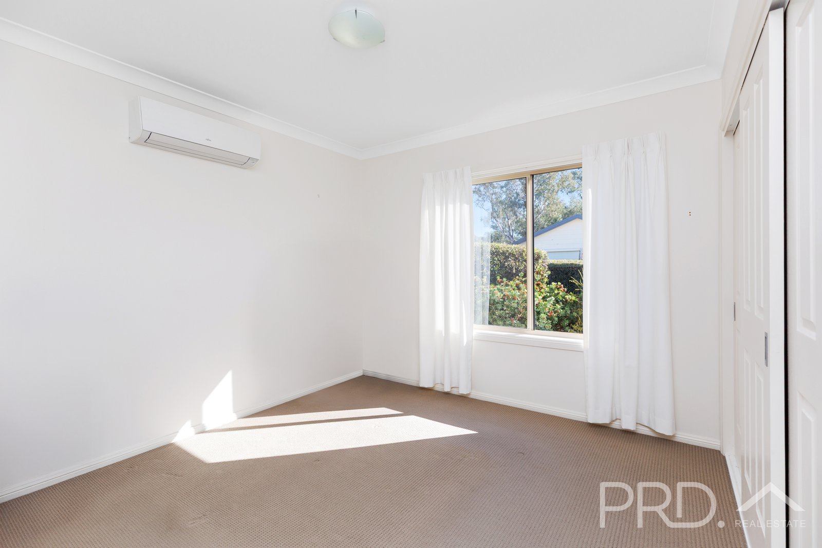 33/84 Currawong Road TUMUT 5