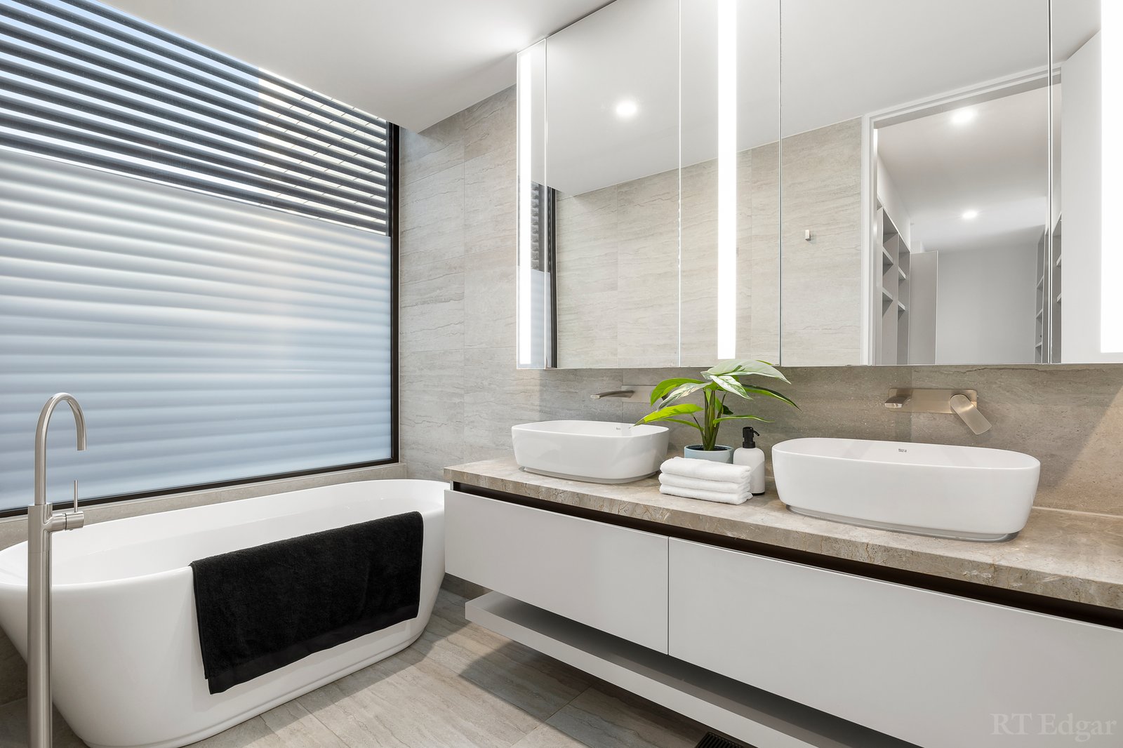 Real Estate and Property in 3/39 Lawson Street, Hawthorn East, VIC