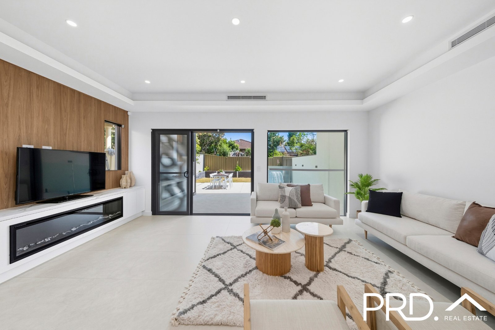 33a Benfield Parade PANANIA 3