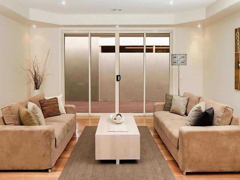 Gallery: 33A Buckingham Avenue