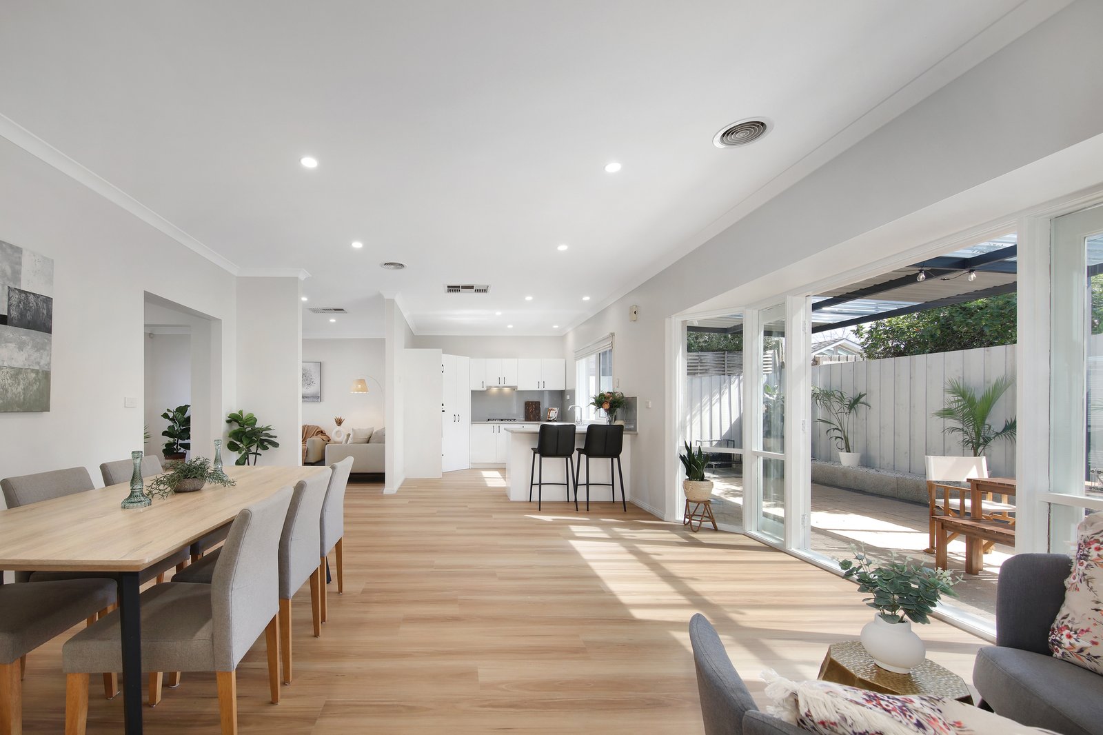 Gallery: 33a Dega Avenue
