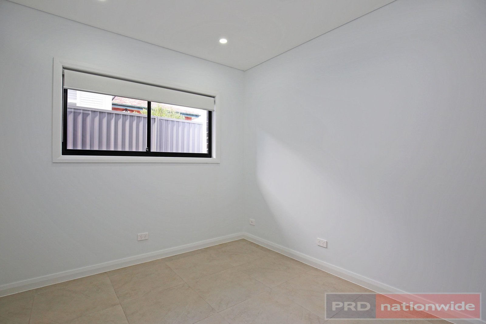 33A Ellesmere Street PANANIA 4