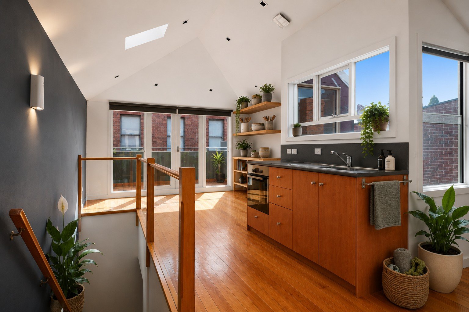 Gallery: 33A Emerald Hill Place