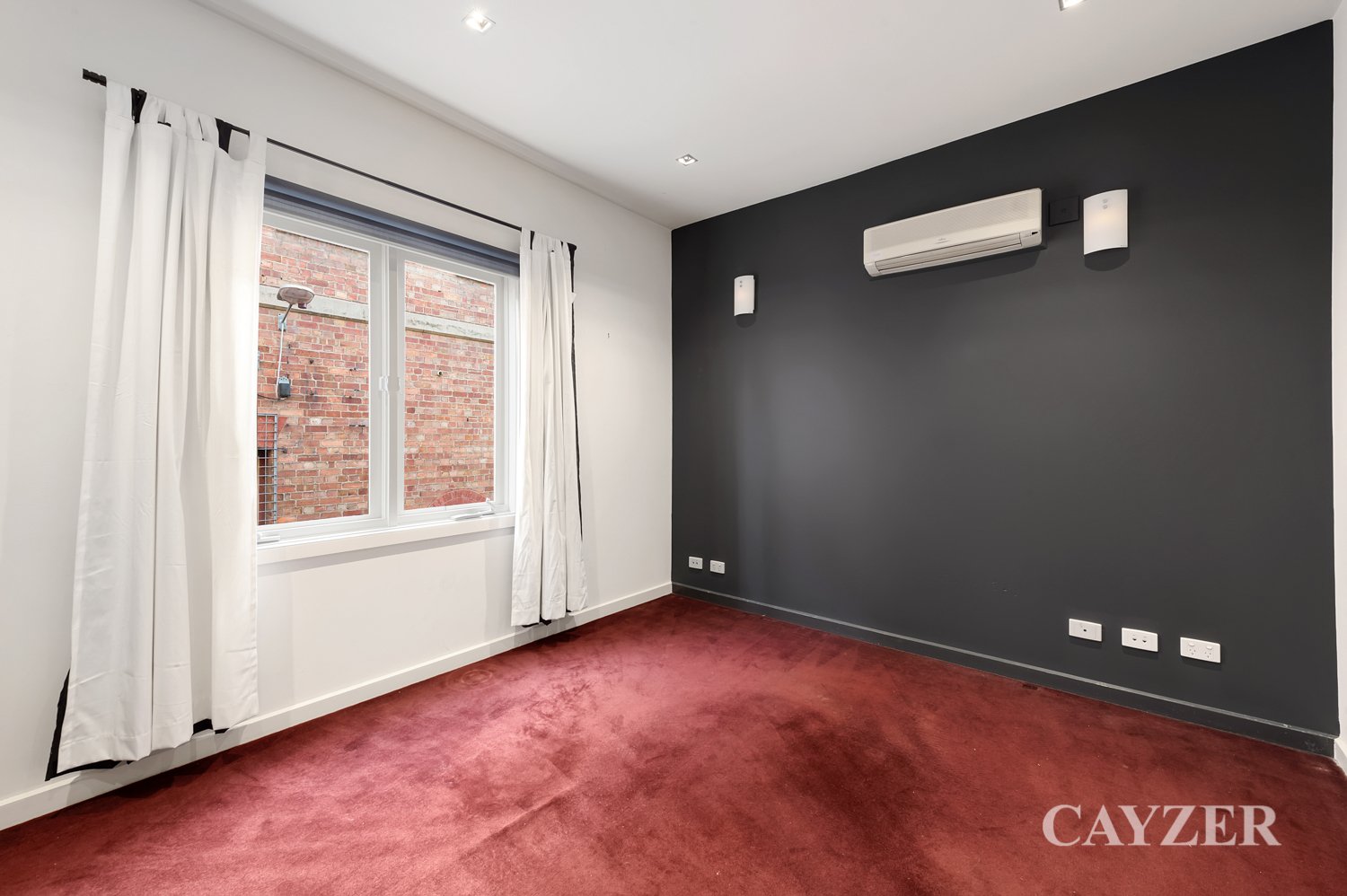 Gallery: 33a Emerald Hill Place