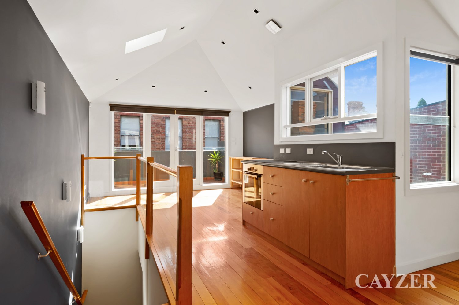 Gallery: 33a Emerald Hill Place