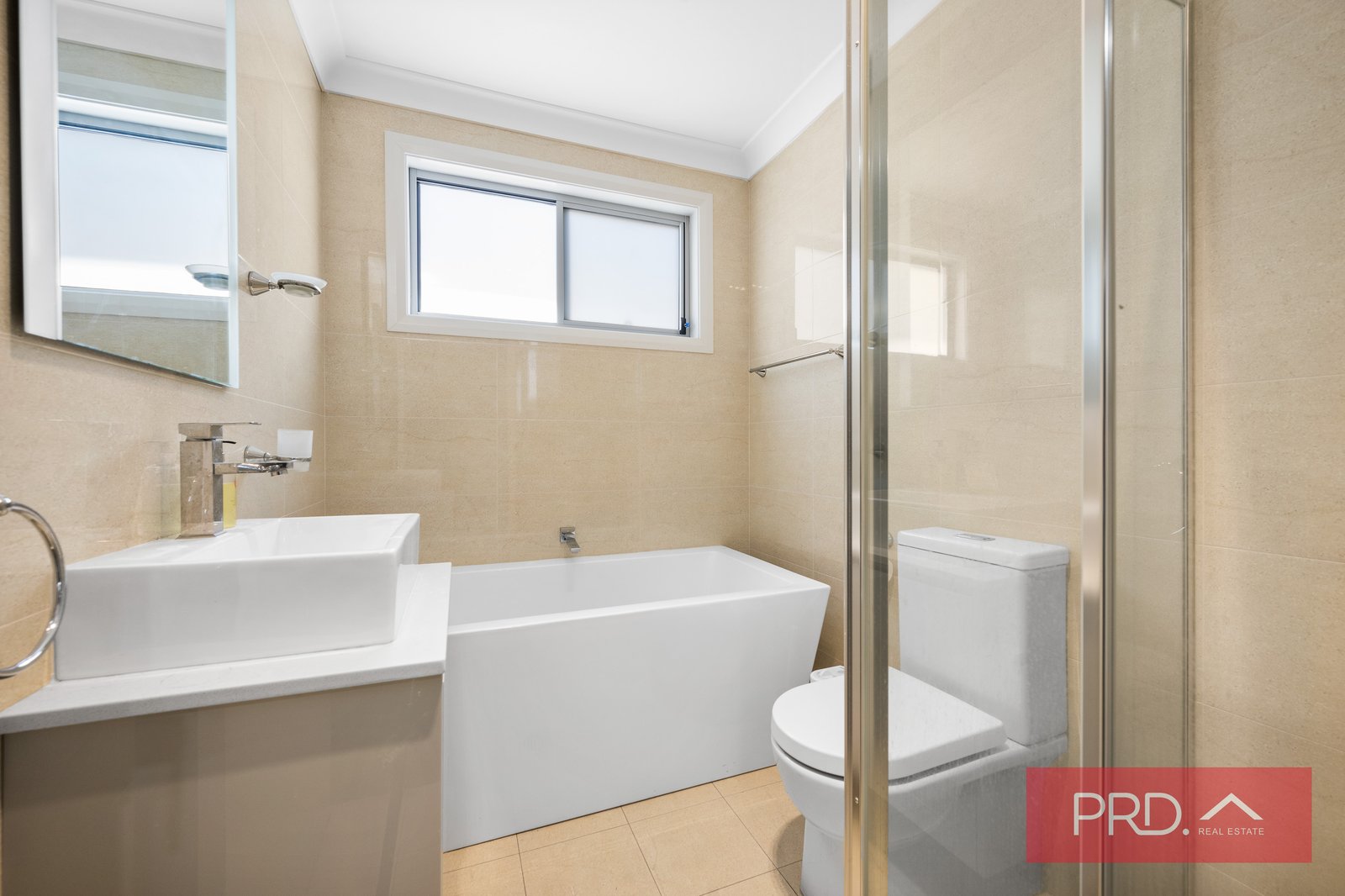 33a Evans St  FAIRFIELD HEIGHTS 7