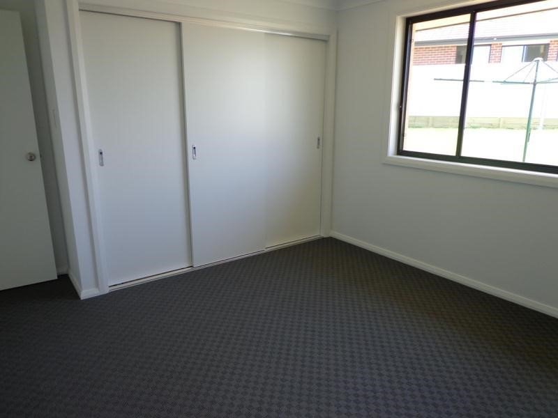 33a Higgins Lane TAMWORTH 5