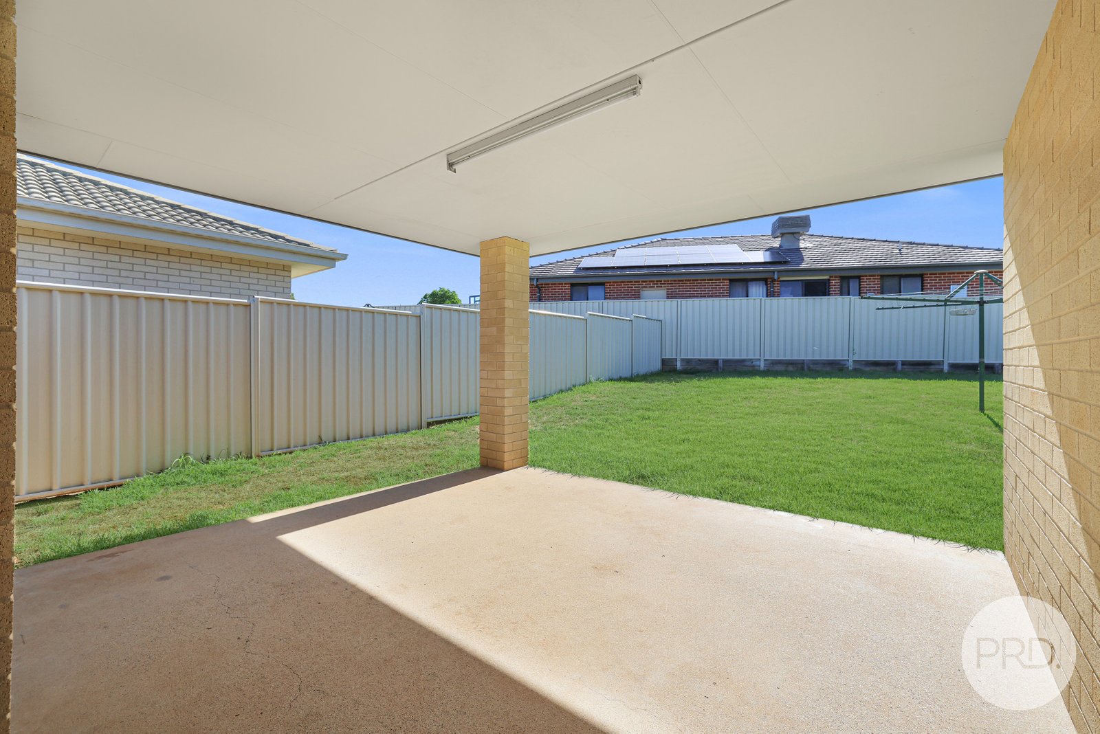33a Higgins Lane TAMWORTH 15