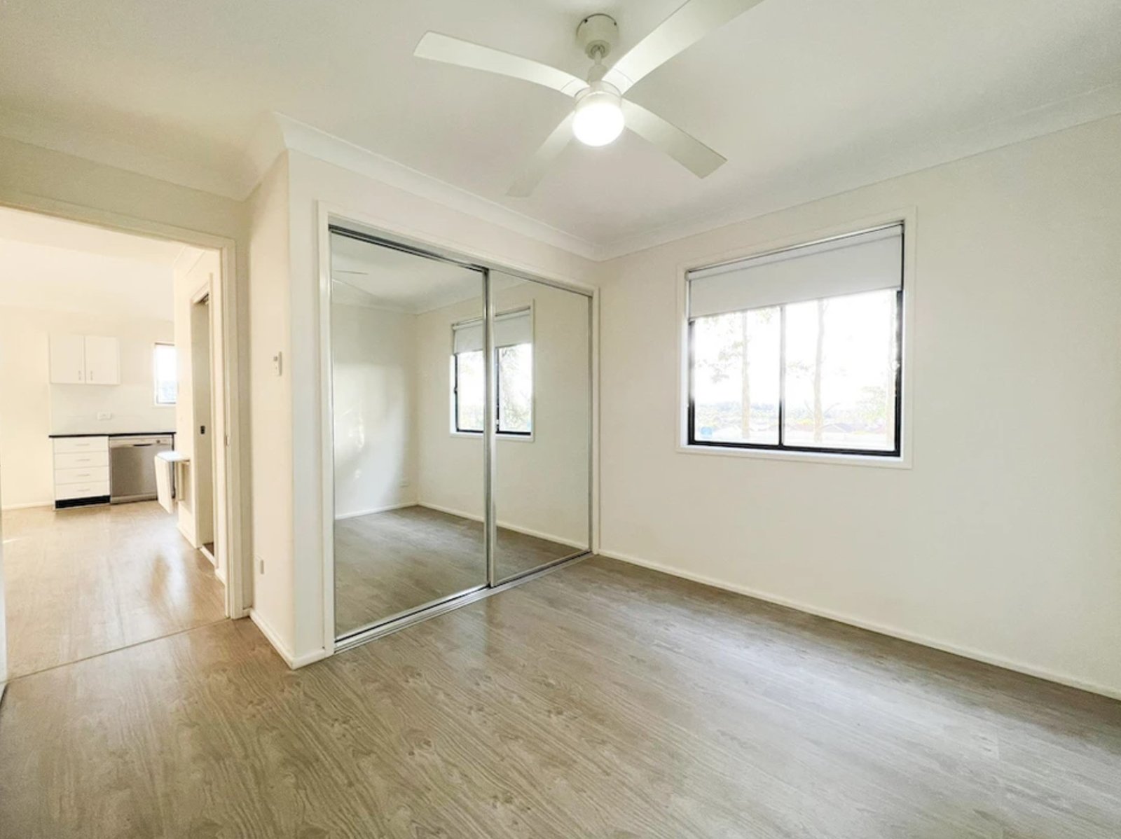 33A Pardalote Pl  Glenmore Park 2