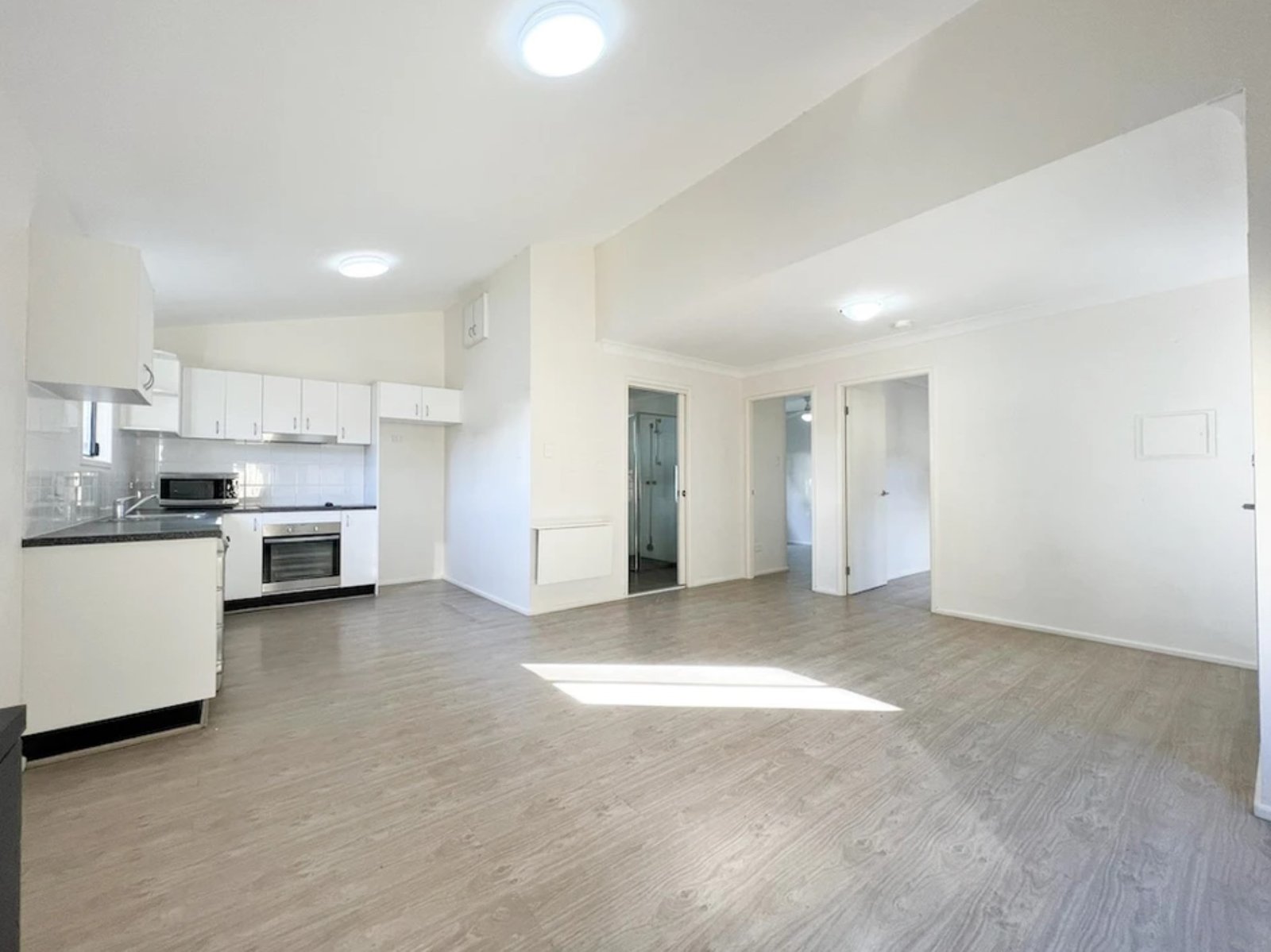 33A Pardalote Pl  Glenmore Park 1