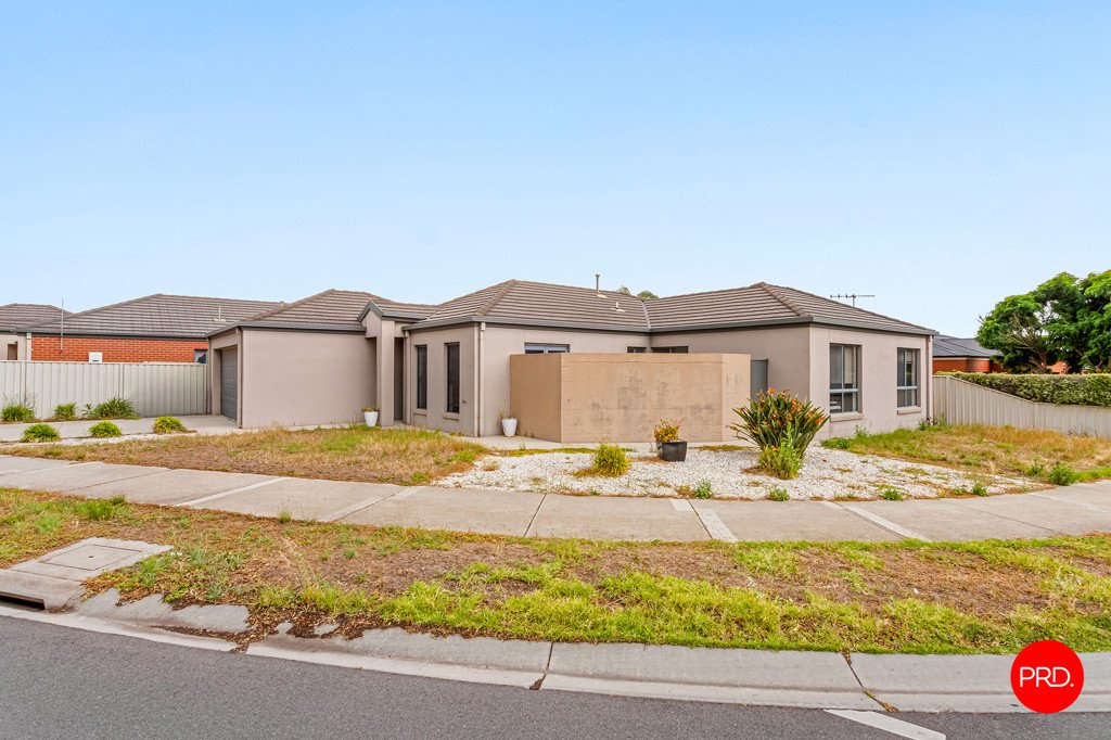 33a Saxby Drive STRATHFIELDSAYE 2