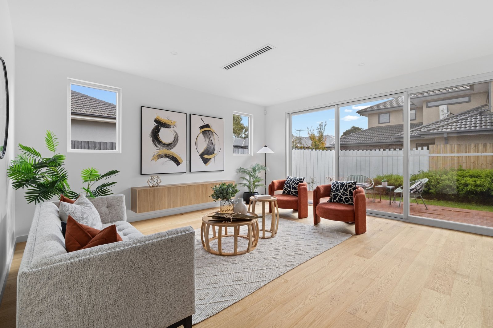 Gallery: 33A Victoria Street