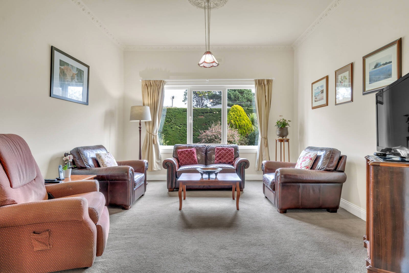 Real Estate and Property in 33B Corinella Road, Woodend, VIC