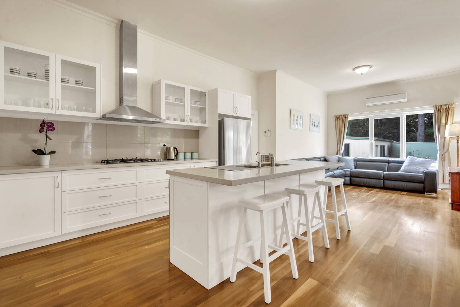 Real Estate and Property in 33B Corinella Road, Woodend, VIC
