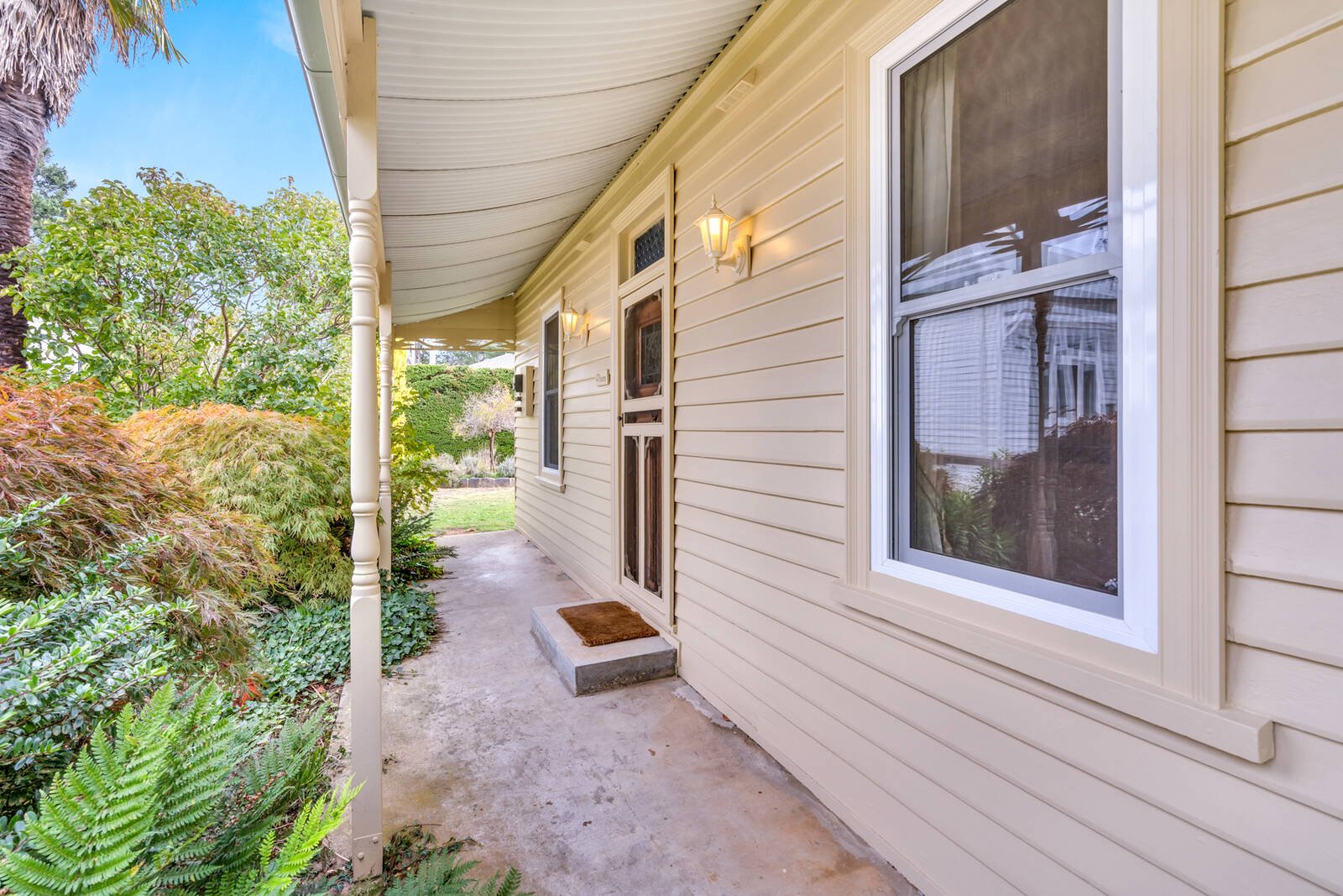 Real Estate and Property in 33B Corinella Road, Woodend, VIC