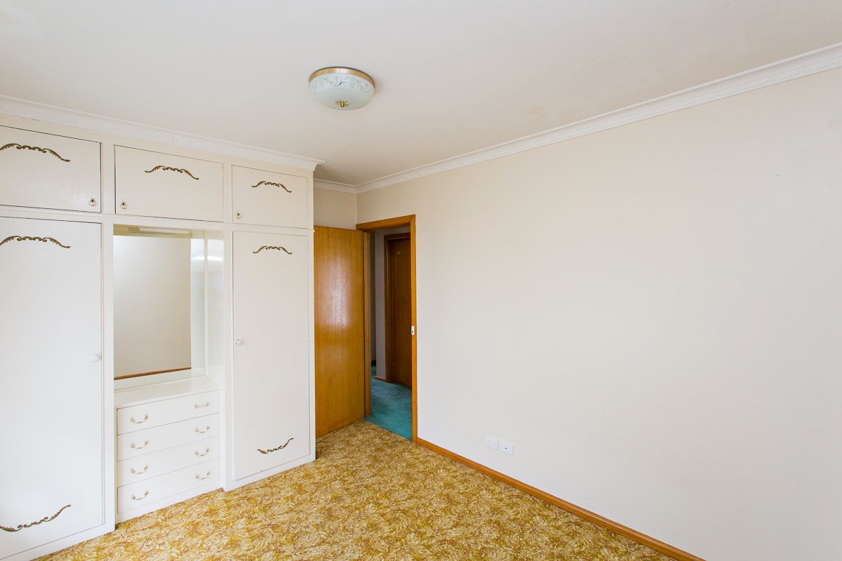 Gallery: 33b Lake Street