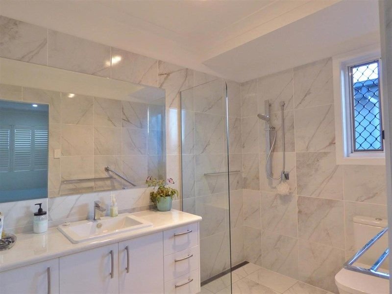 34 Abell Road CANNONVALE 8