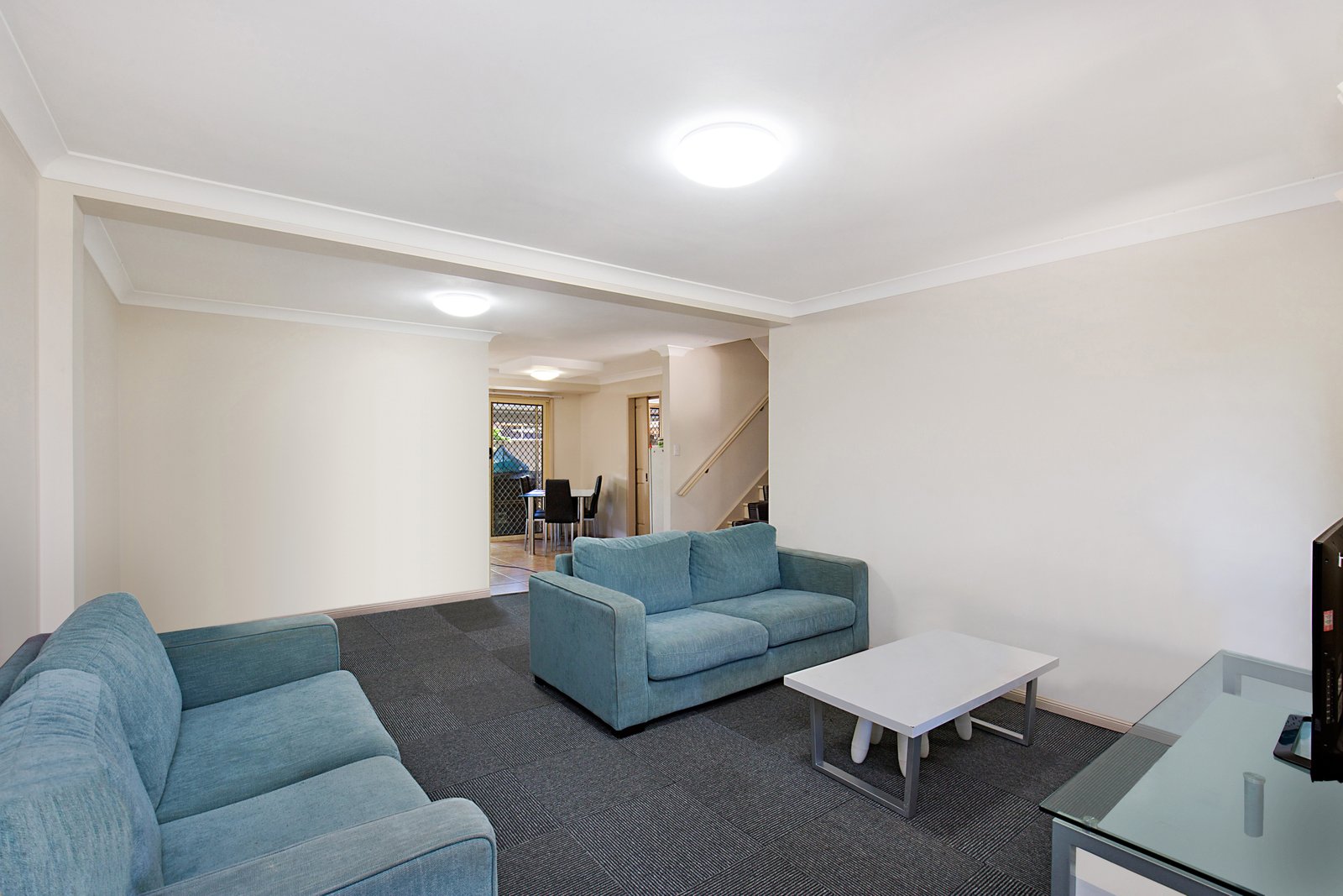 3/4 Advocate Place BANORA POINT 2