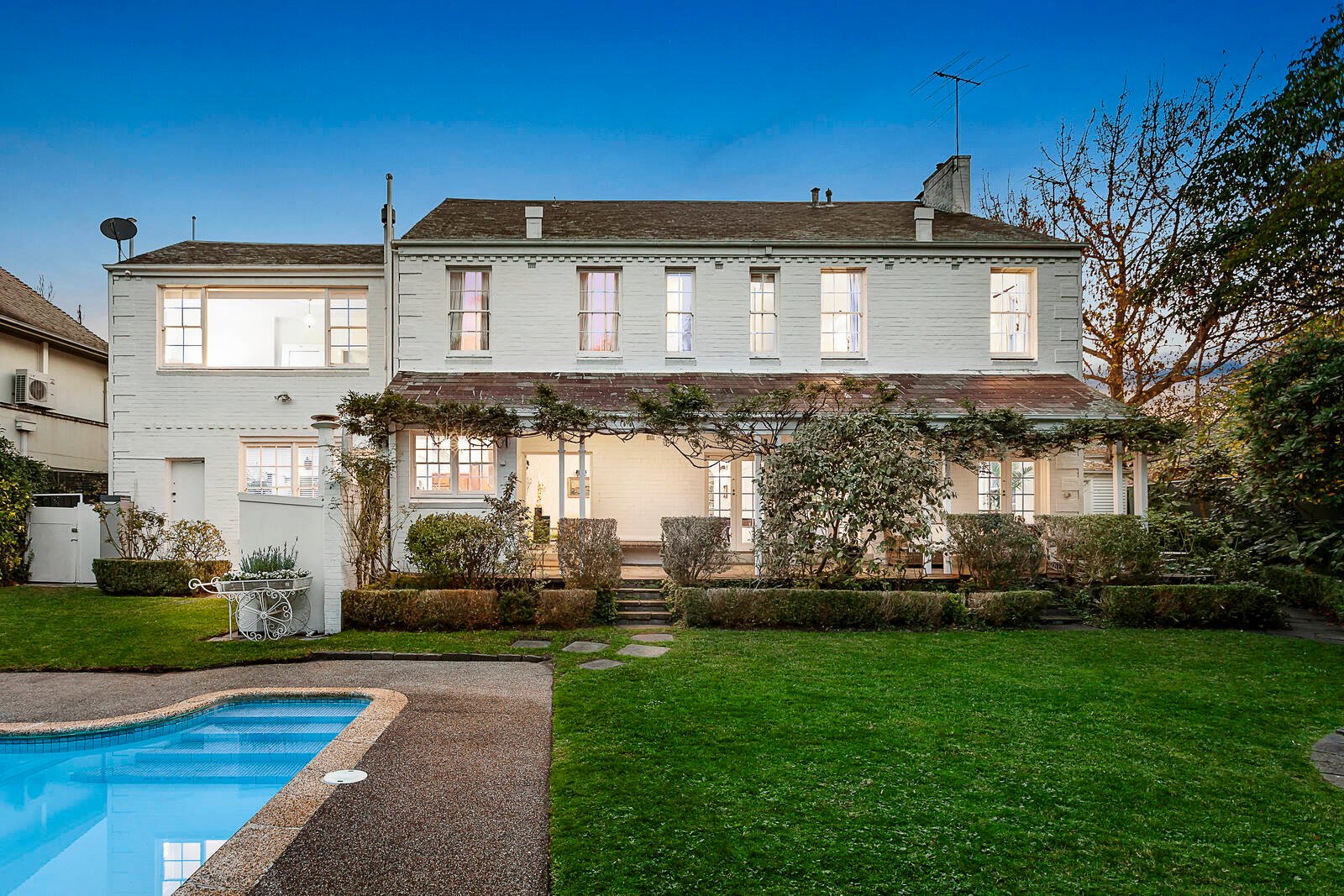 Real Estate and Property in 34 Albany Road, Toorak, VIC
