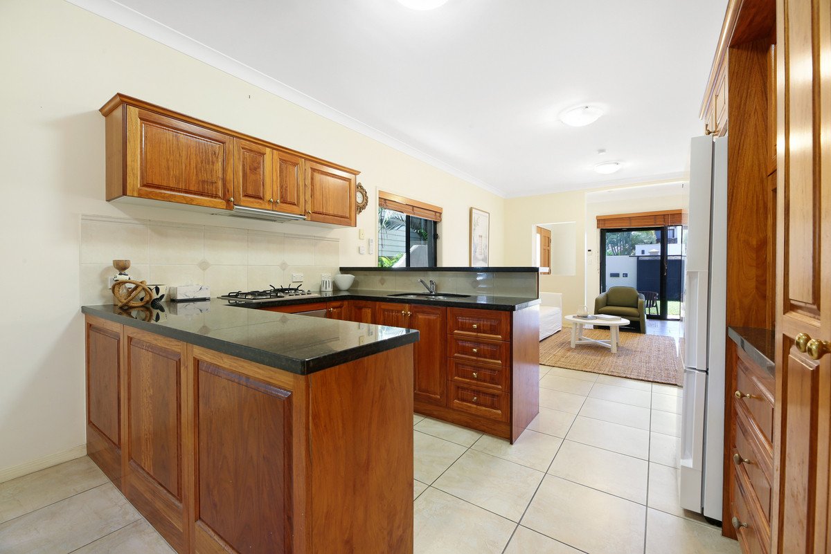 34 Albatross Avenue Mermaid Beach 8