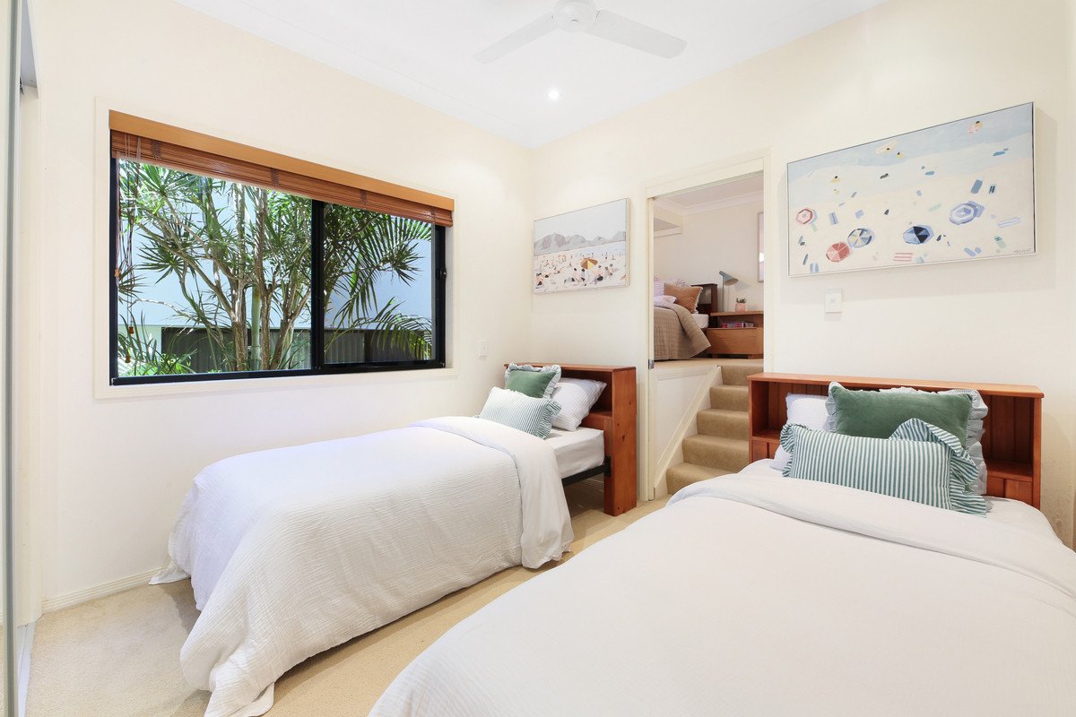 34 Albatross Avenue Mermaid Beach 11