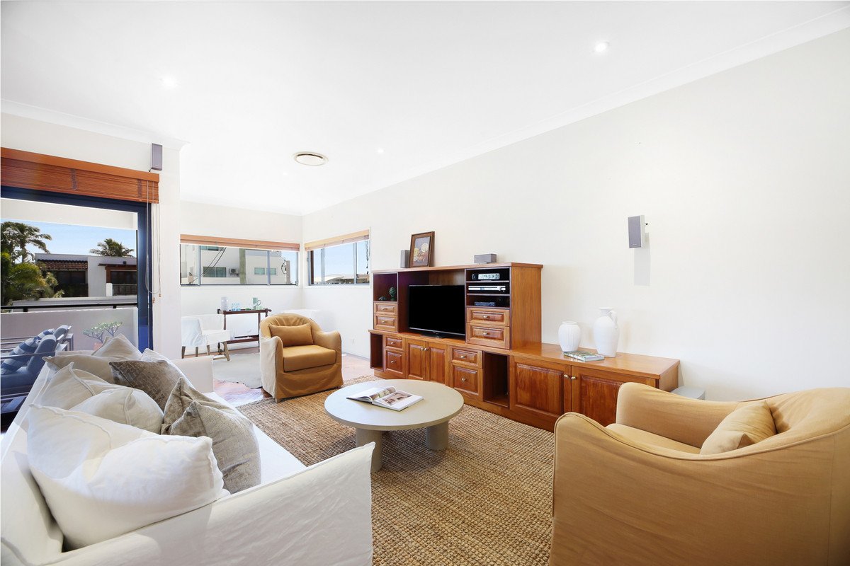 34 Albatross Avenue Mermaid Beach 24