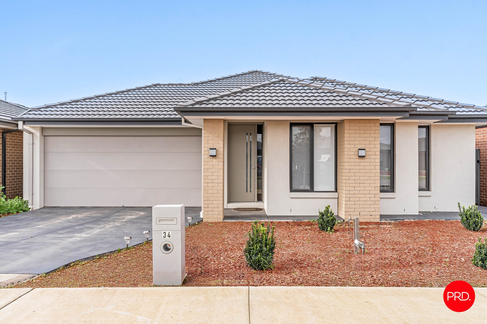 34 Anaheim Avenue HUNTLY 1