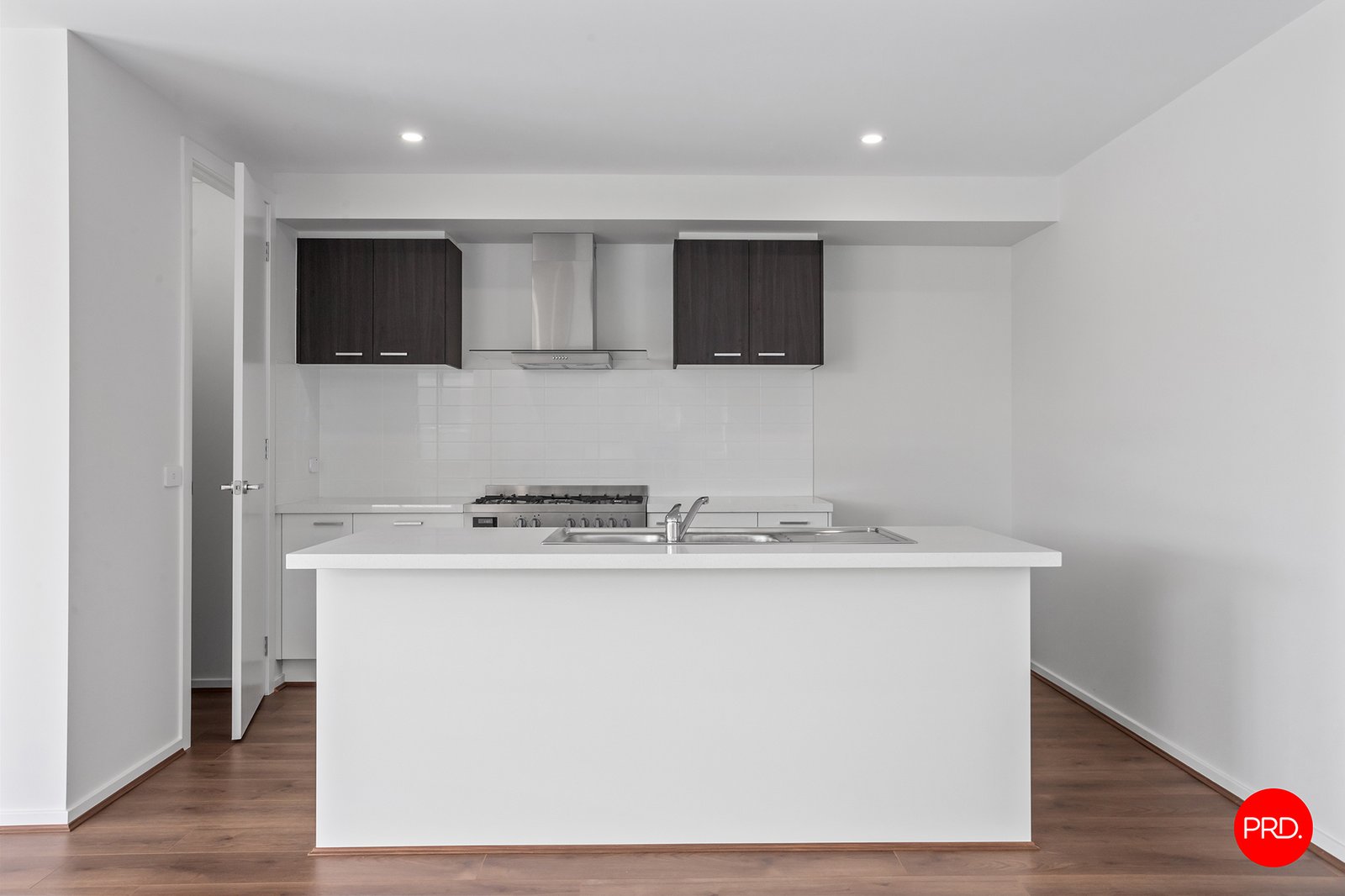 34 Anaheim Avenue HUNTLY 4