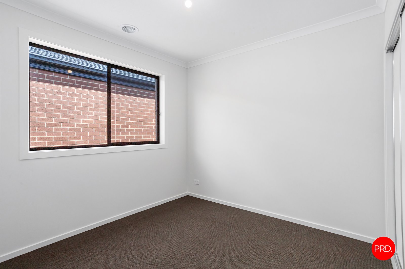 34 Anaheim Avenue HUNTLY 12