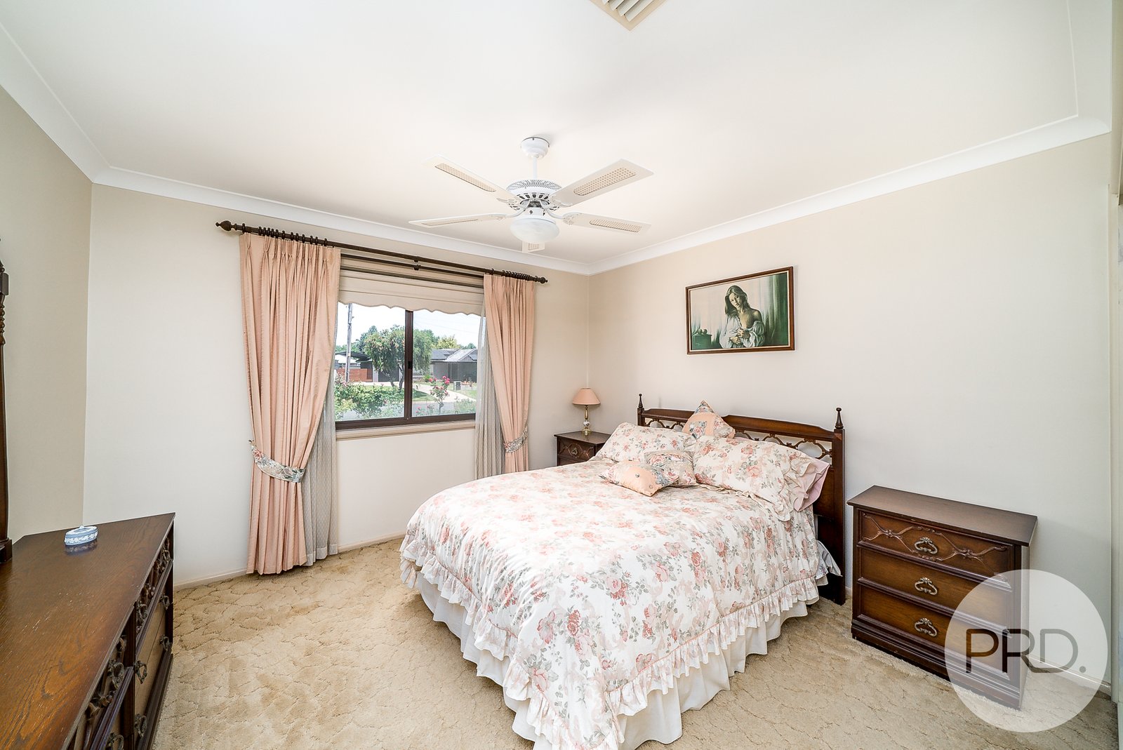 34 Balmoral Crescent LAKE ALBERT 9