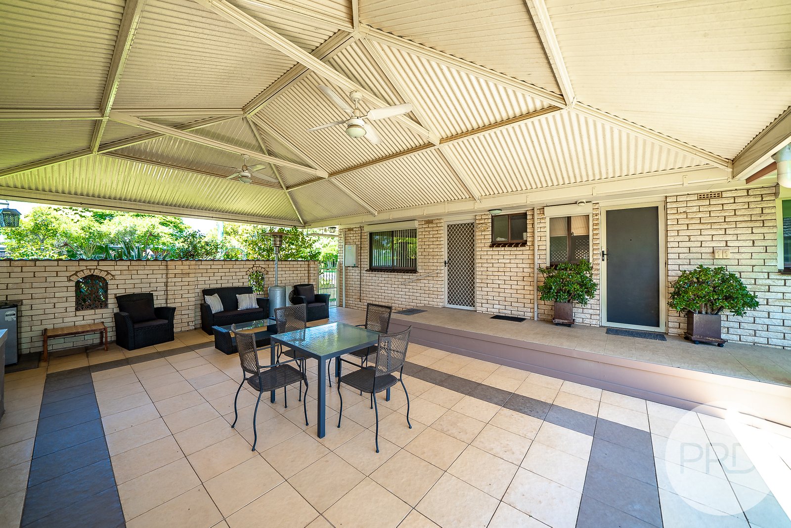 34 Balmoral Crescent LAKE ALBERT 19