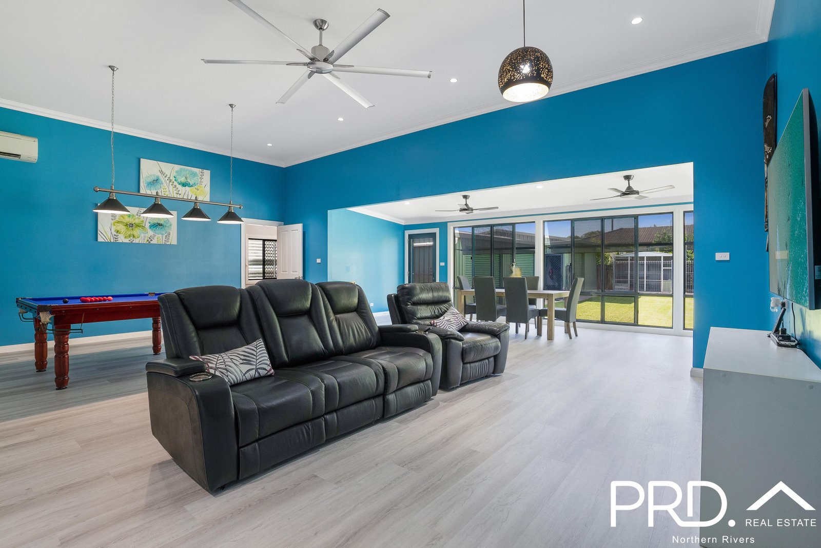 34 Barker Street CASINO 24