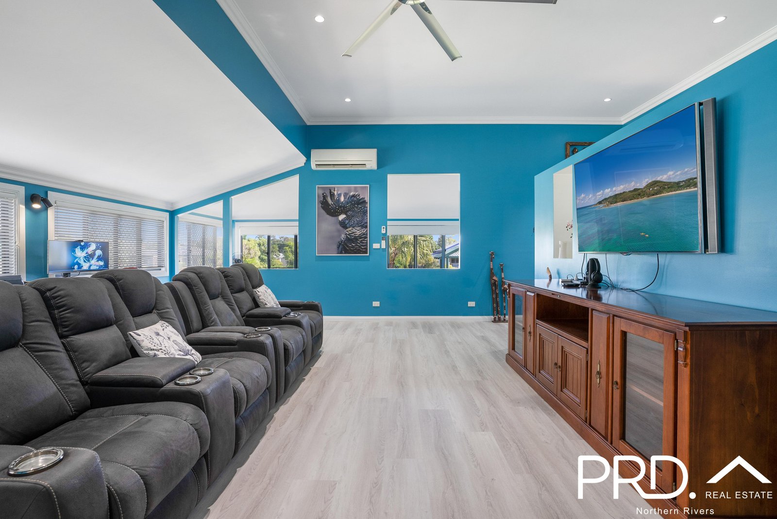 34 Barker Street CASINO 28