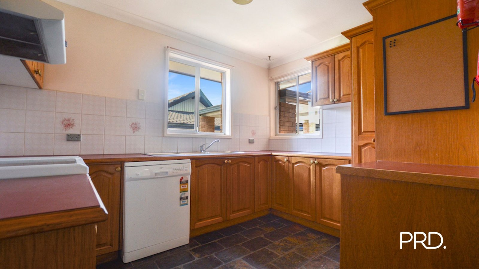 34 Beach St  Emu Plains 2