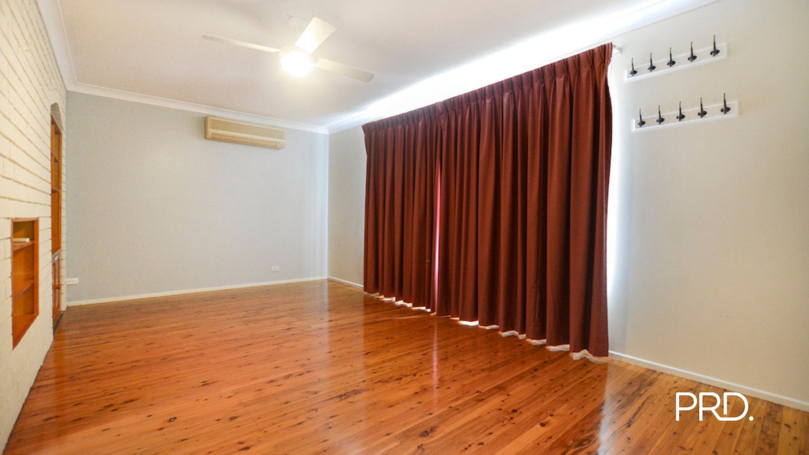 34 Beach St  Emu Plains 5