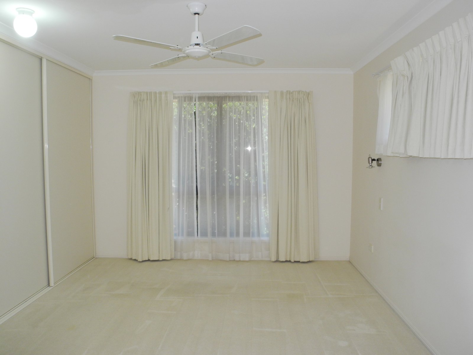 34 Beltana Drive BOYNE ISLAND 7