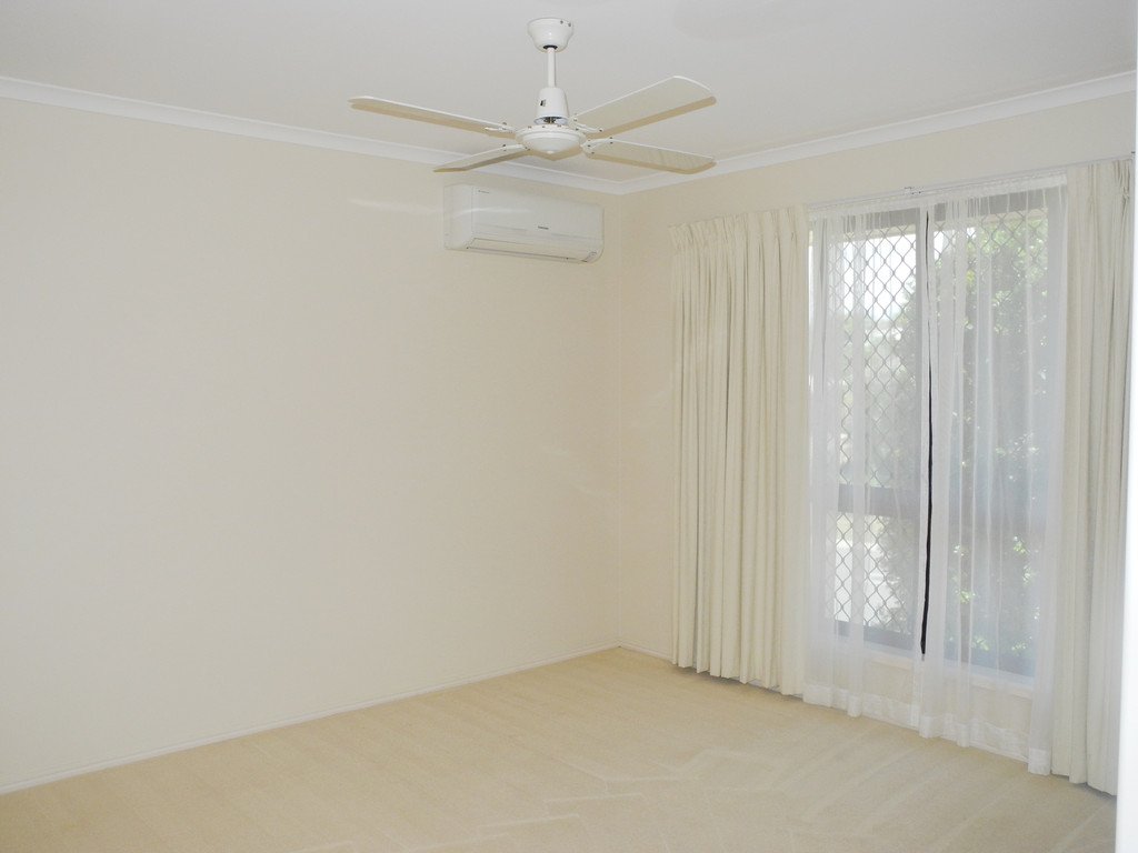 34 Beltana Drive BOYNE ISLAND 10