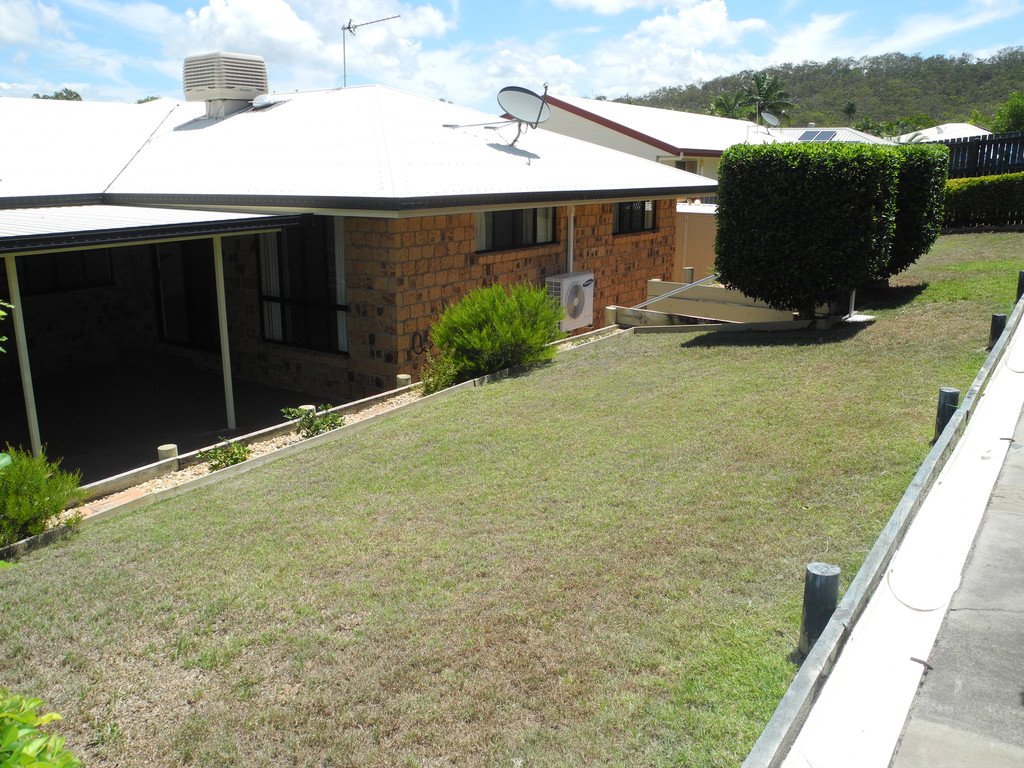 34 Beltana Drive BOYNE ISLAND 13