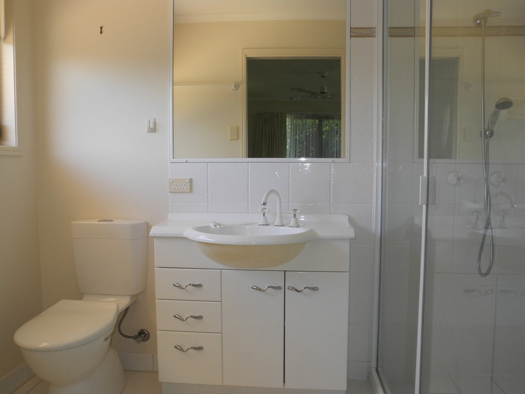 34 Beltana Drive BOYNE ISLAND 4