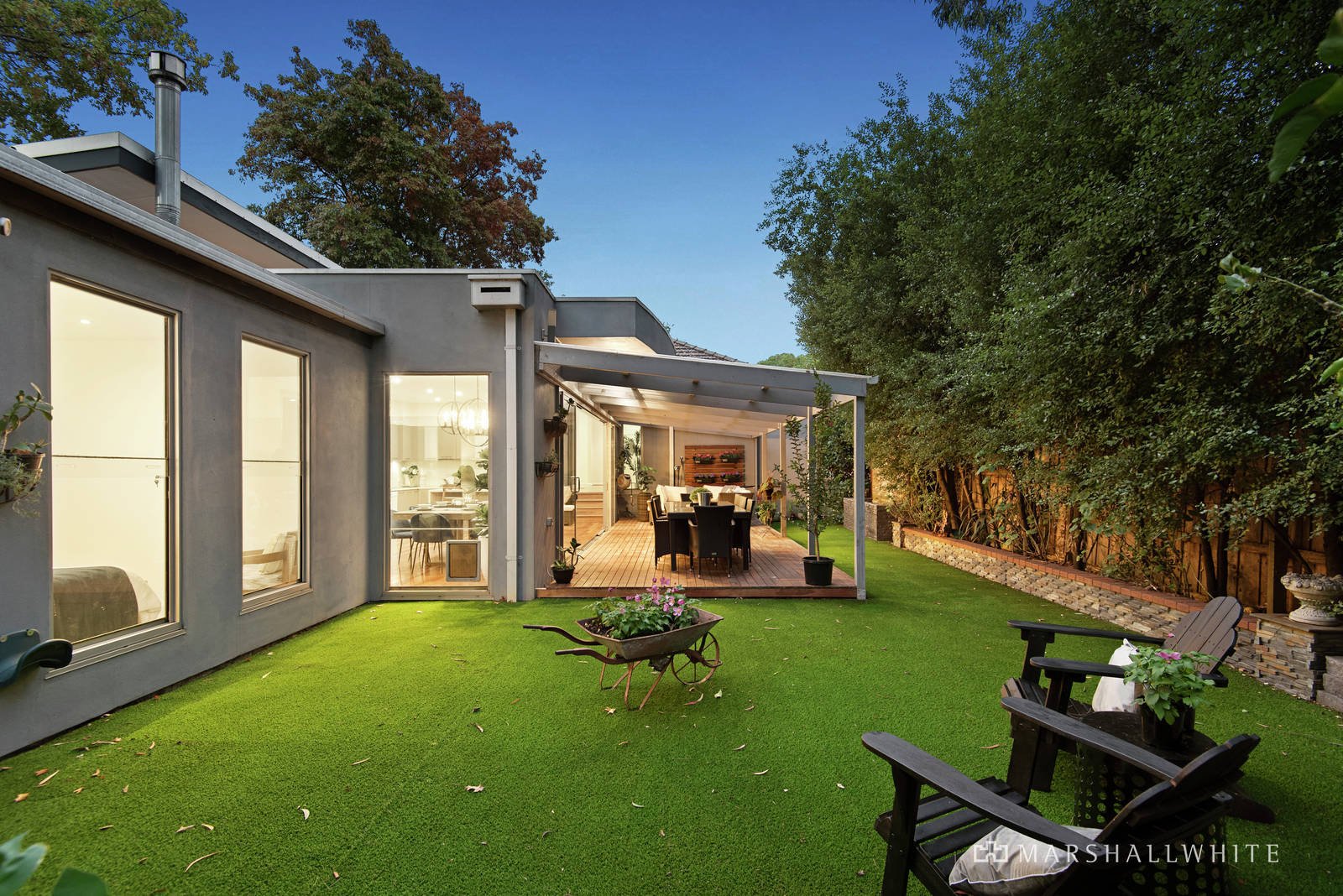 34 Bennett Parade, Kew East, VIC