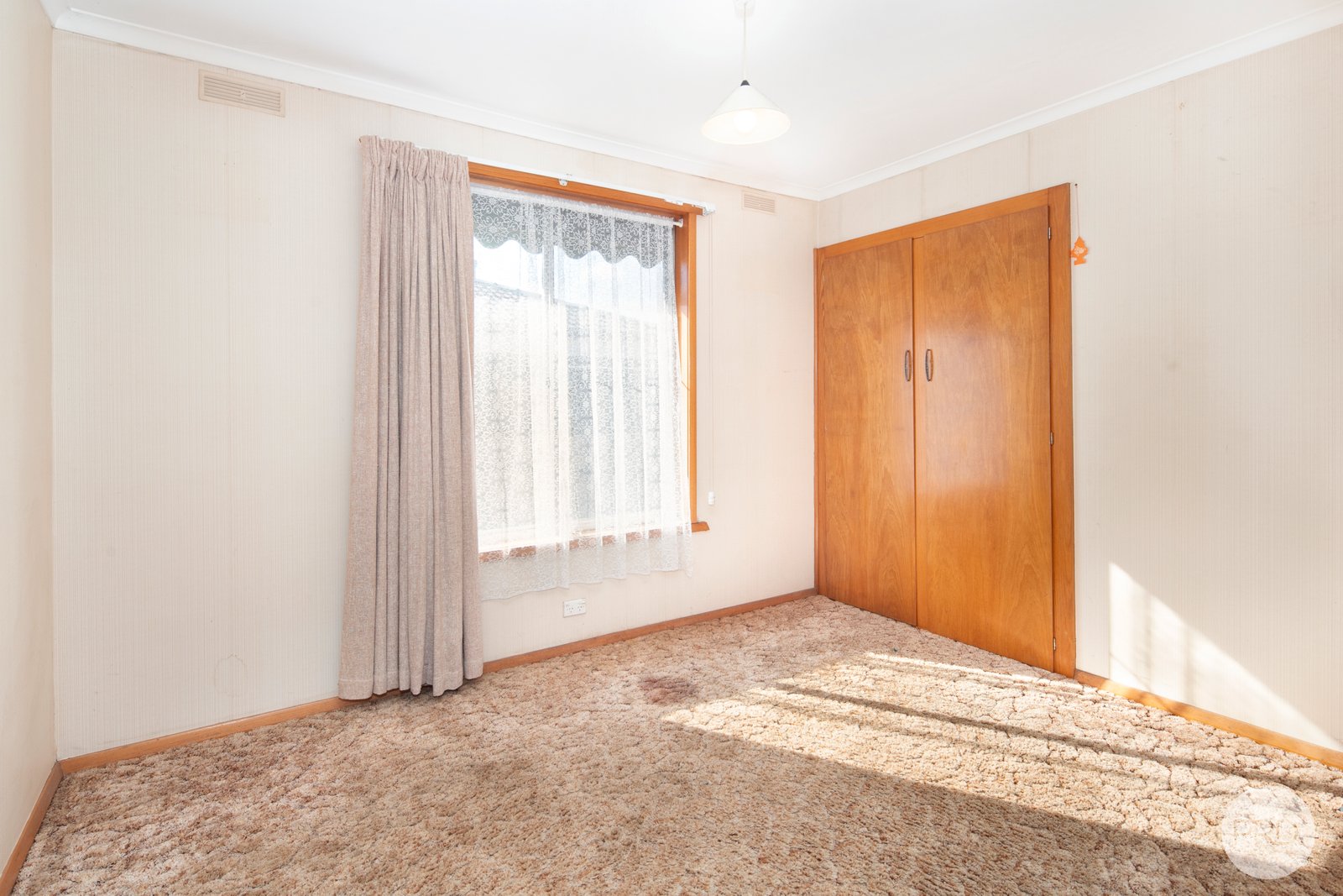 34 Beverin Street SEBASTOPOL 9