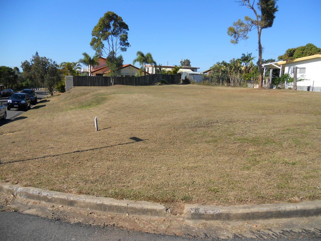 34 BOOTH Avenue TANNUM SANDS 1