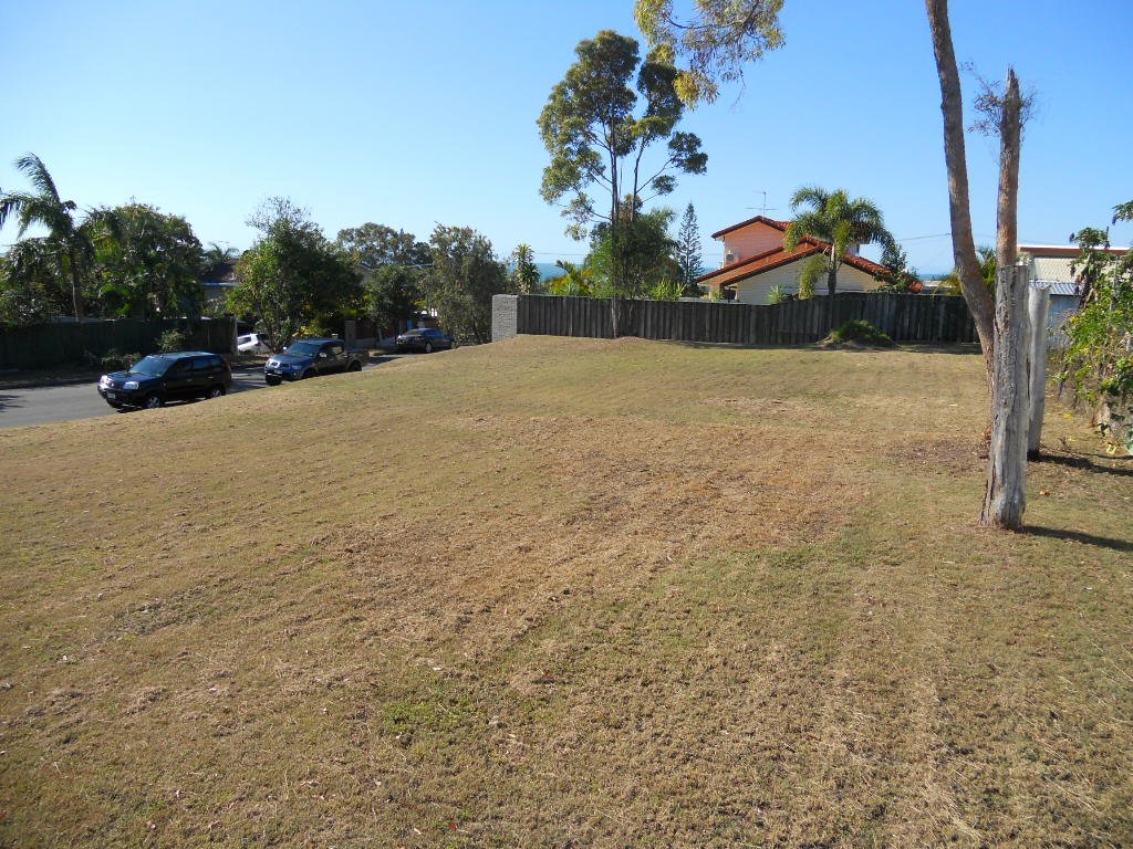 34 BOOTH Avenue TANNUM SANDS 4