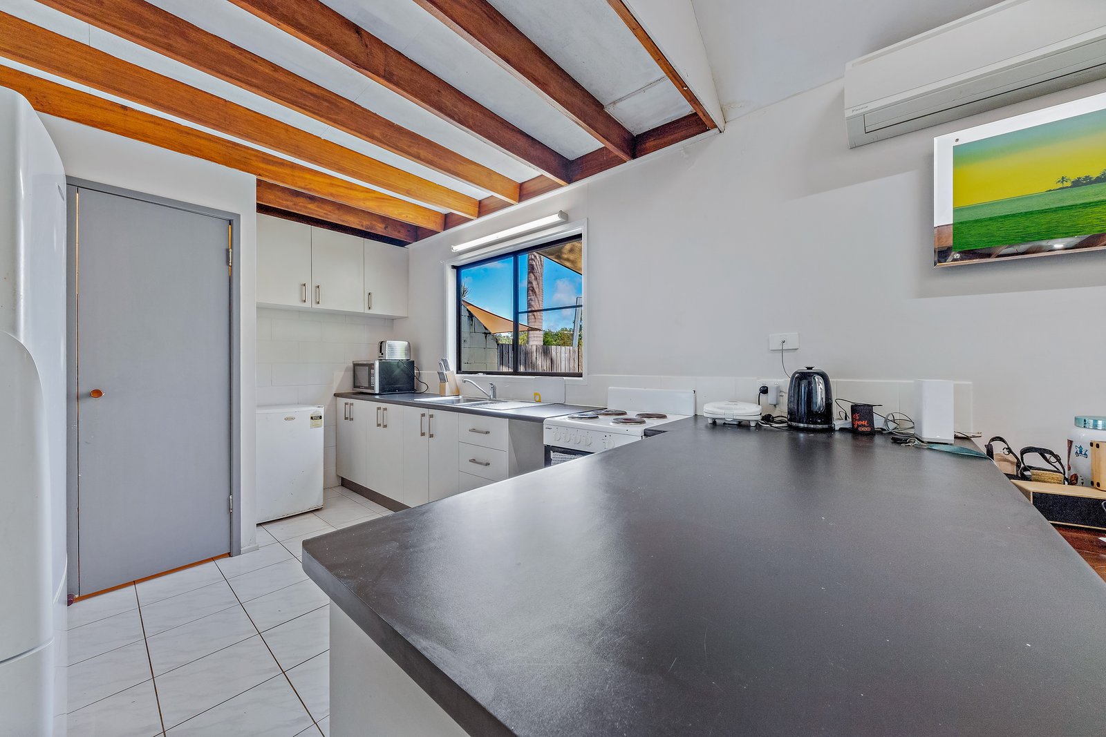 3/4 Border Drive CANNONVALE 2