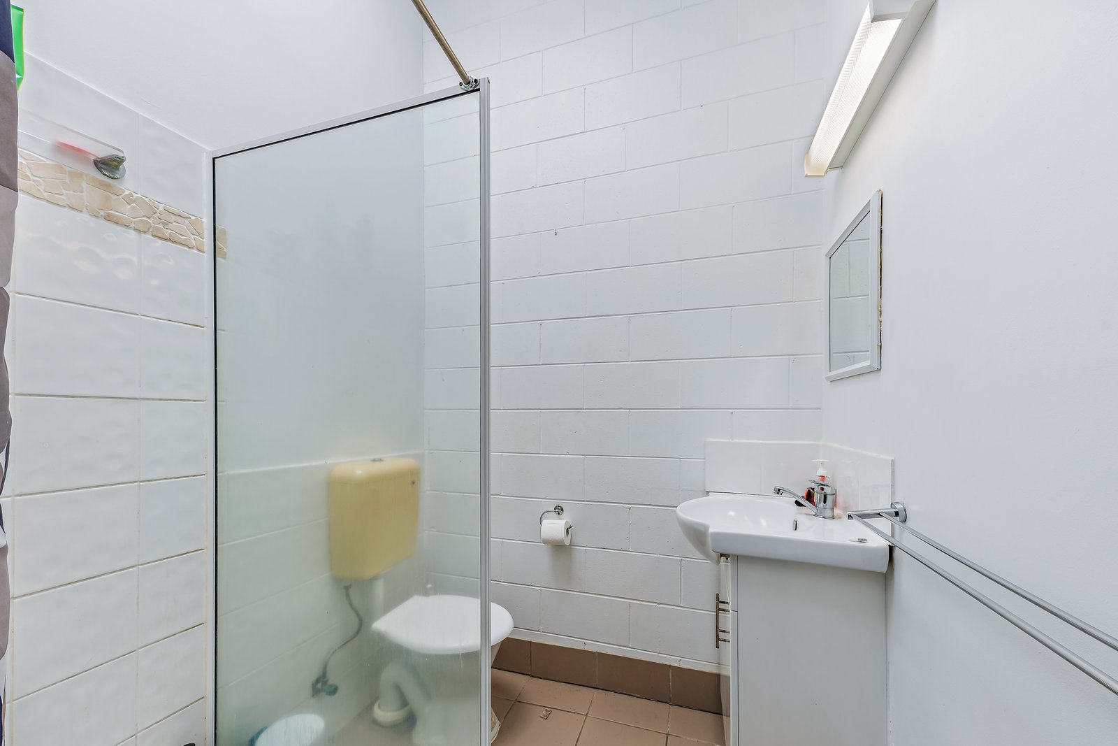 3/4 Border Drive CANNONVALE 8