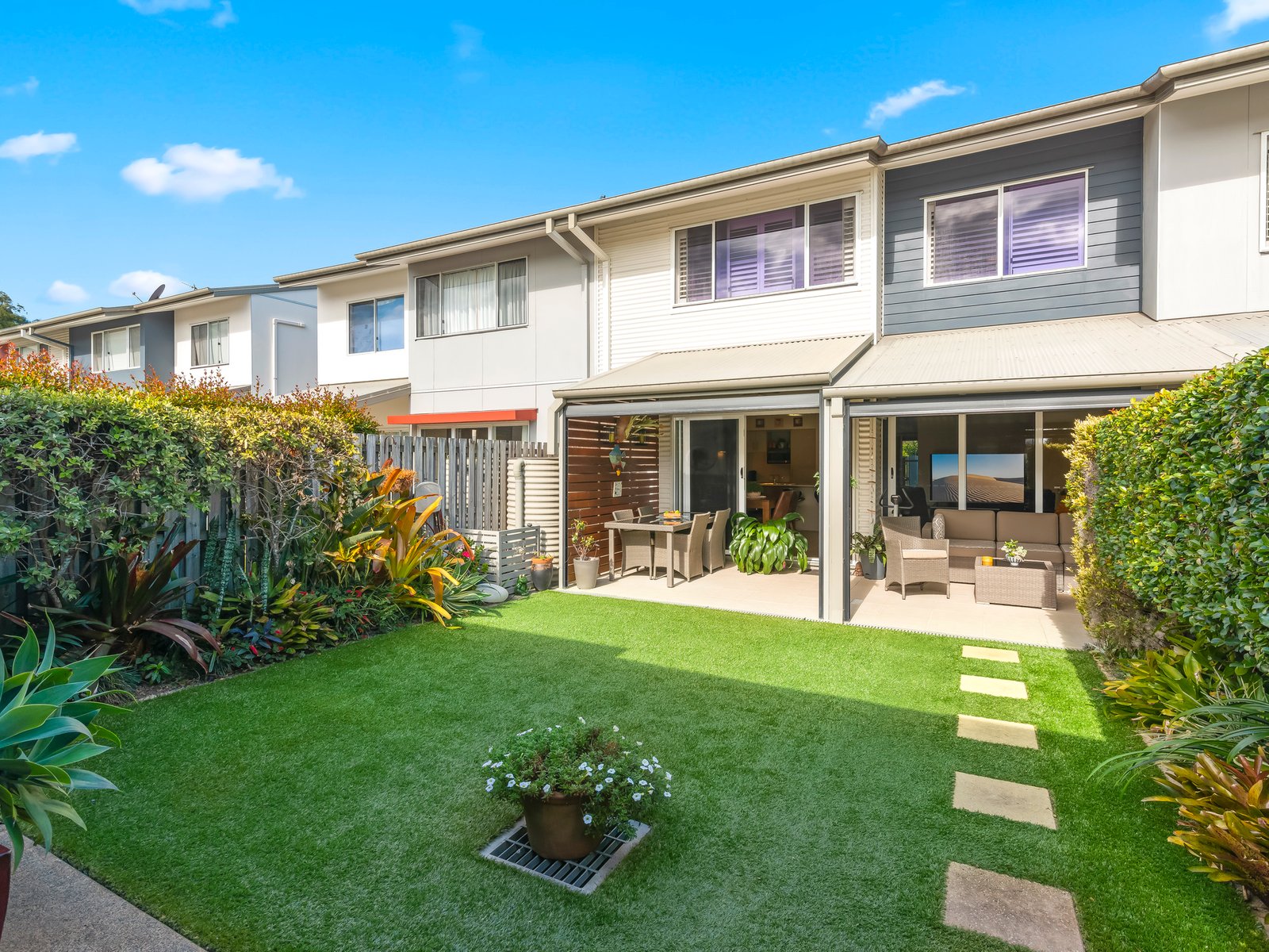 3/4 Border Drive North CURRUMBIN WATERS 2