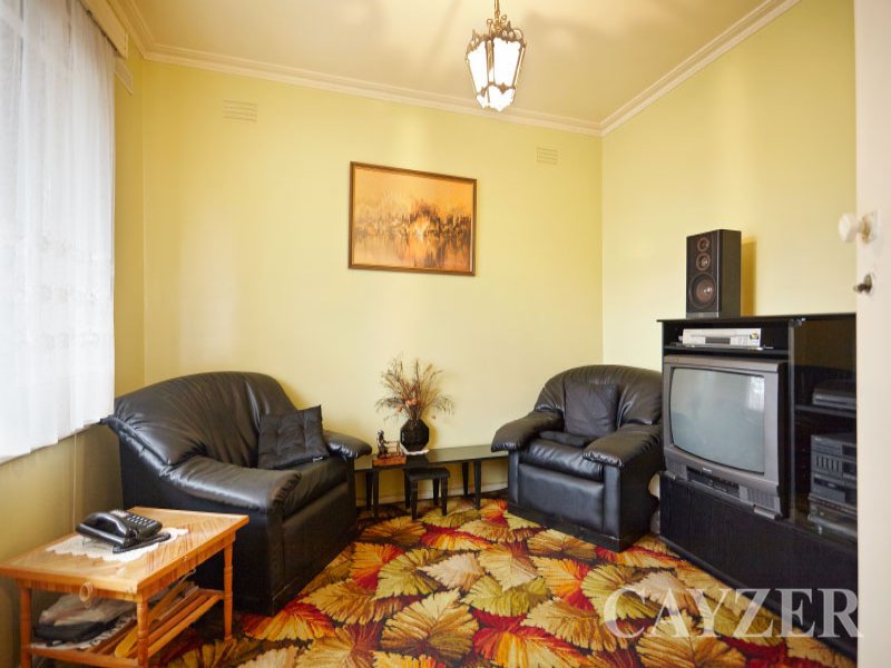 Gallery: 34 Bridge Street