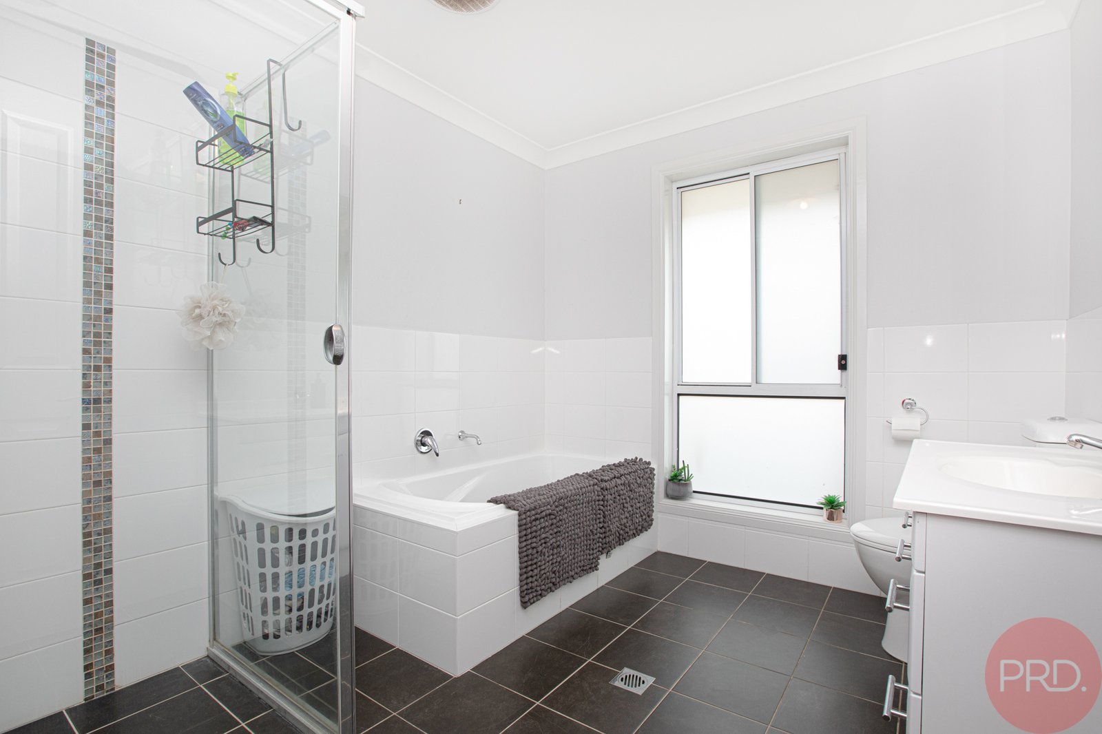 34 Brittany Avenue RUTHERFORD 16