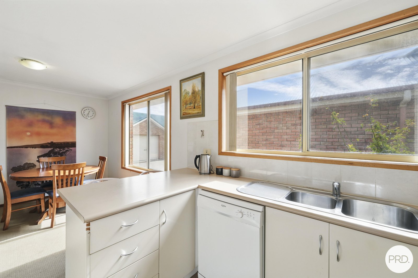 3/4 Burnett Street SORELL 11