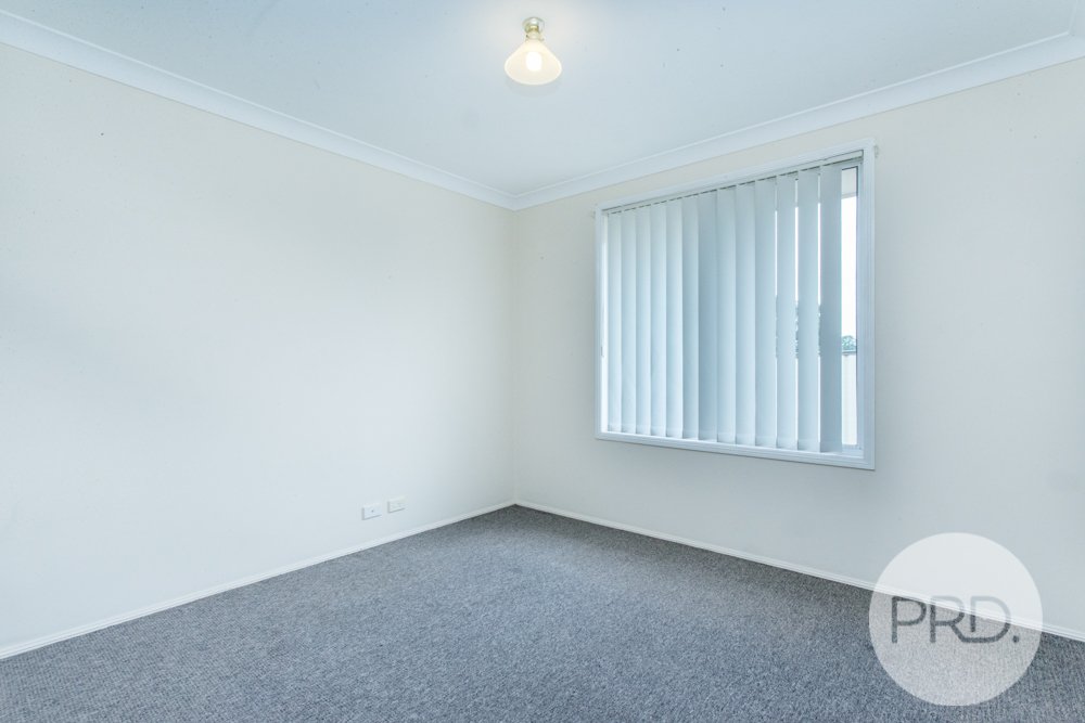 34 Candlebark Circuit GLENMORE PARK 9